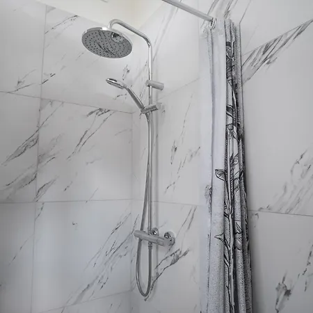 Dream Aparts - Piotrkowska 109 Hostel *