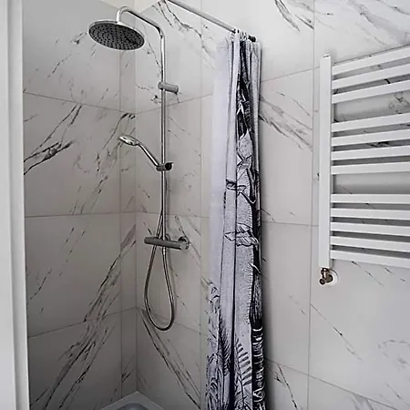 Hostal Dream Aparts - Piotrkowska 109 Łódź