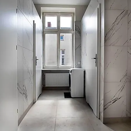 Dream Aparts - Piotrkowska 109 Hostal *